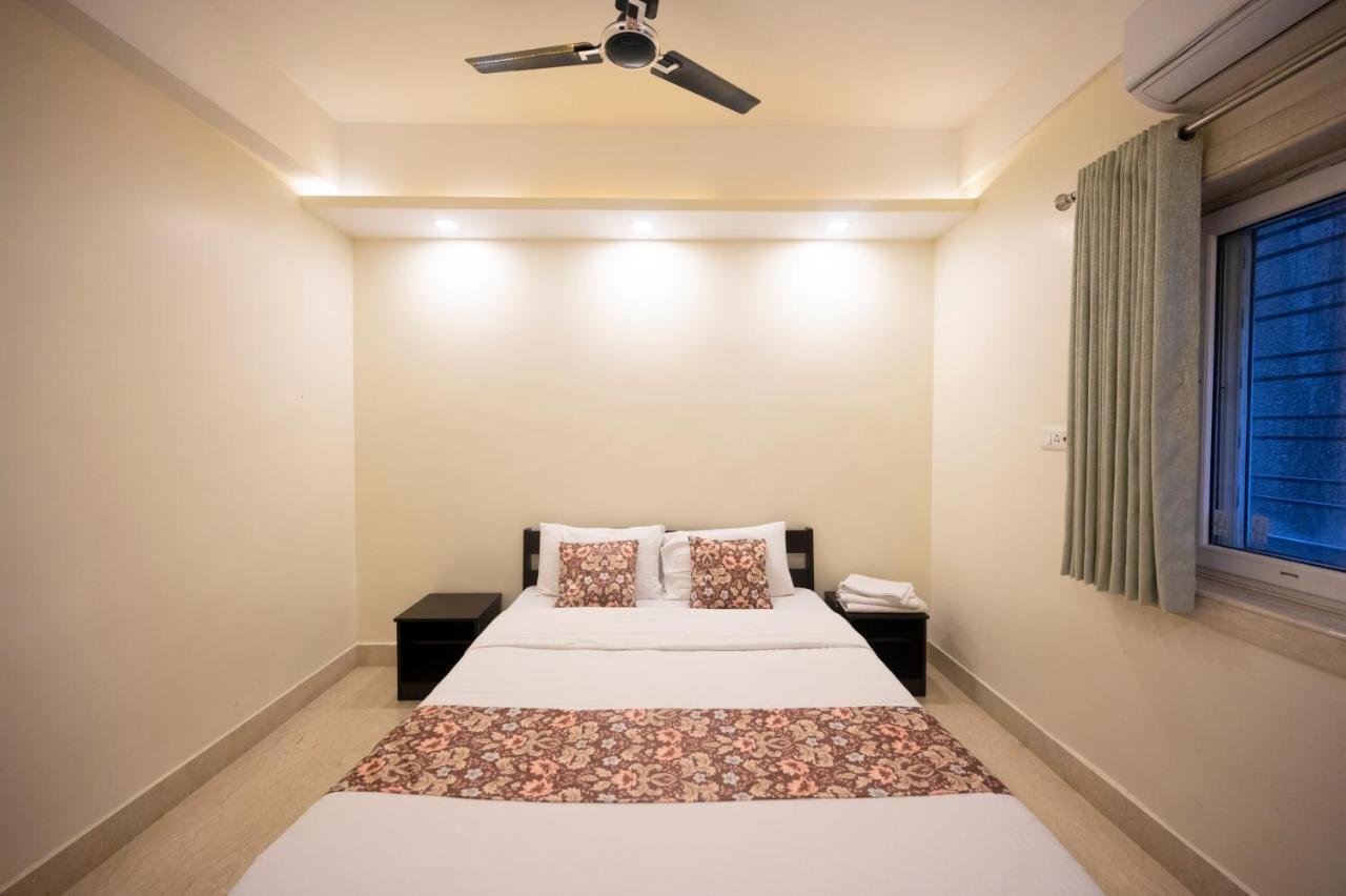 Lakeside Suites Kolkata Exterior photo