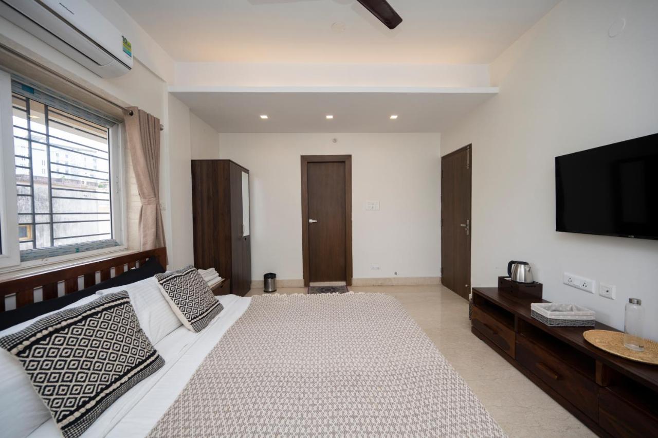 Lakeside Suites Kolkata Exterior photo
