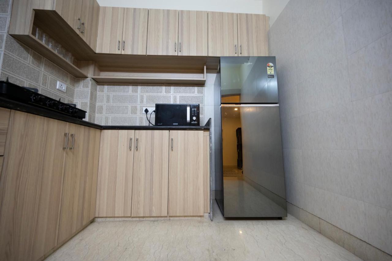 Lakeside Suites Kolkata Exterior photo