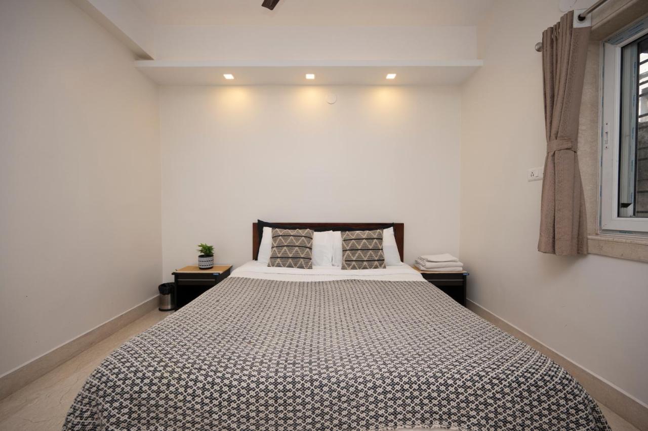 Lakeside Suites Kolkata Exterior photo